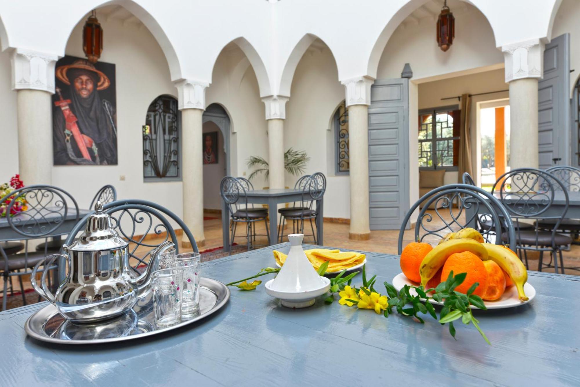 Villa Agora, Villa A La Campagne Proche Marrakech Sidi Abdallah Ghiat ภายนอก รูปภาพ